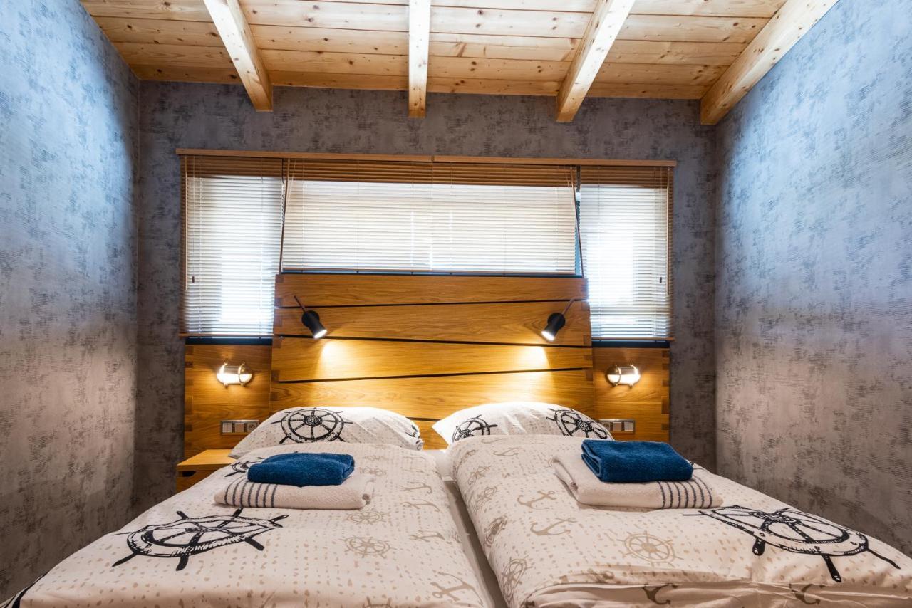 Marina Liptov Pri Liptovskej Mare Hotel Bobrovnik Kültér fotó