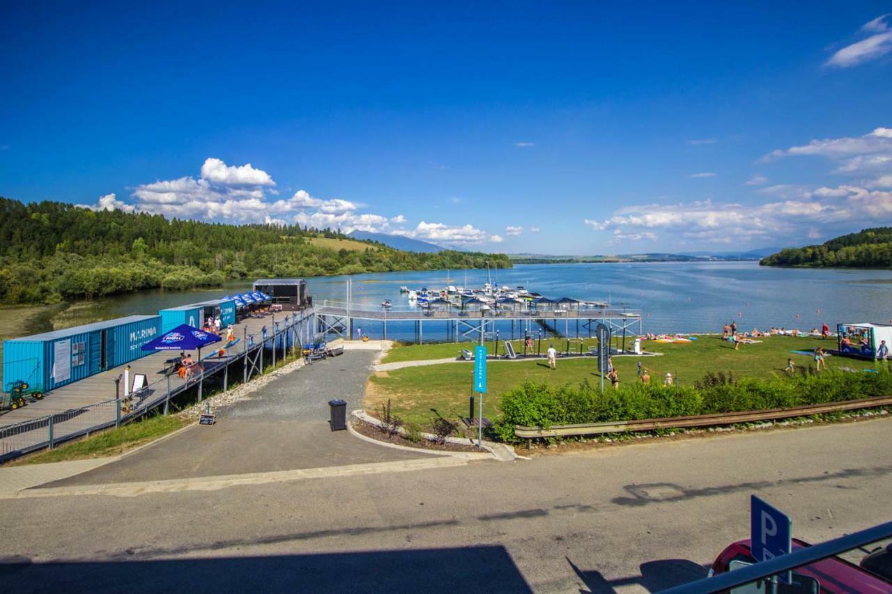 Marina Liptov Pri Liptovskej Mare Hotel Bobrovnik Kültér fotó